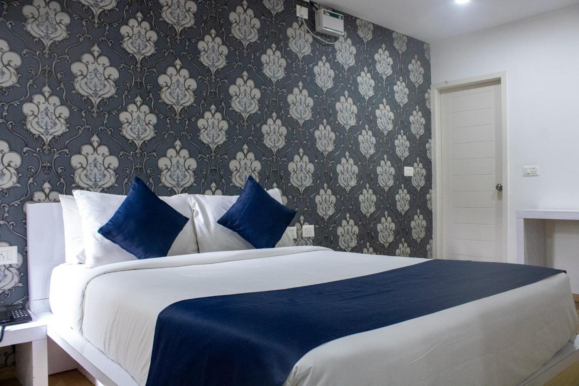 Mystic Hotel Koramangala Bangalore Ngoại thất bức ảnh